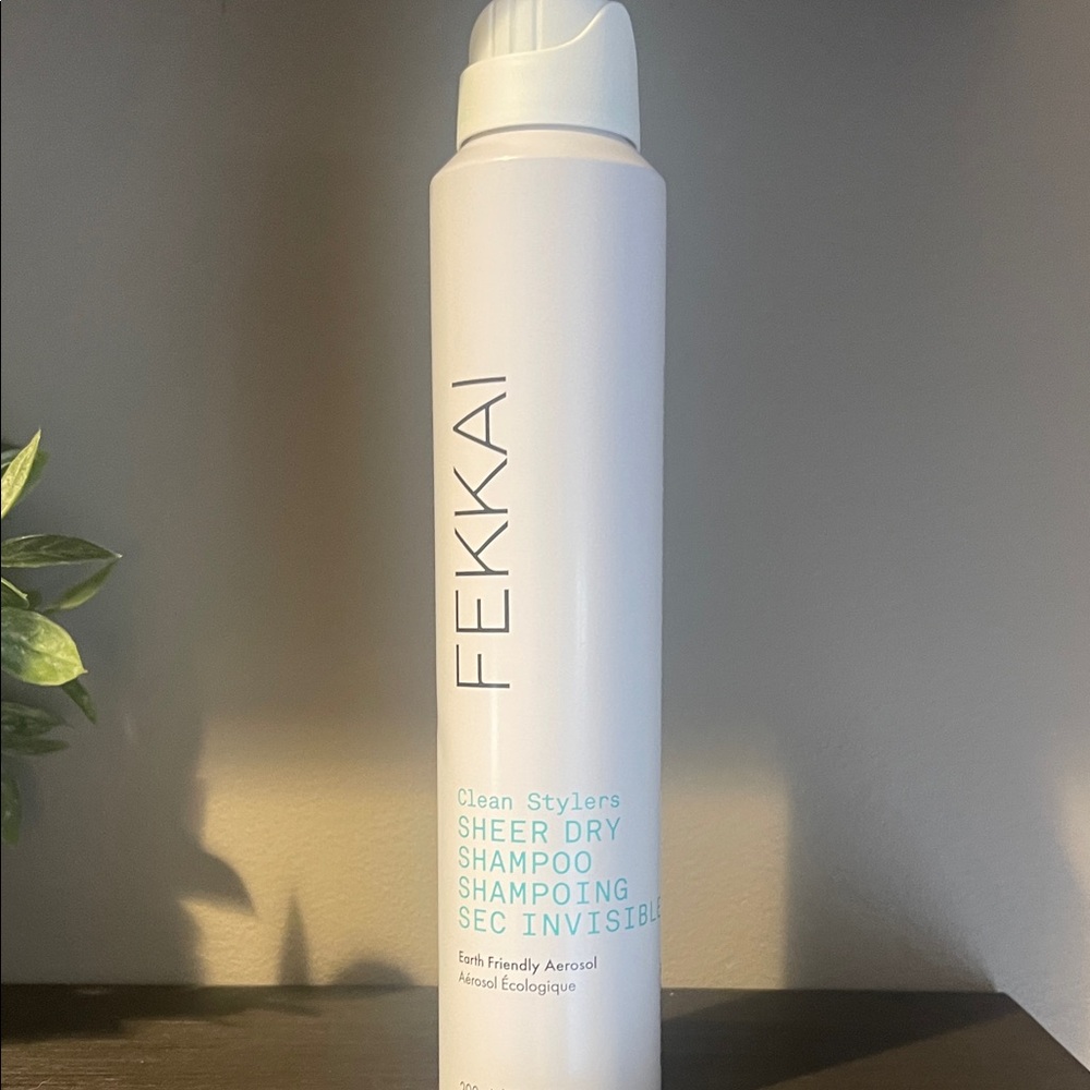 FEKKAI Clean Stylers Sheer Dry Shampoo